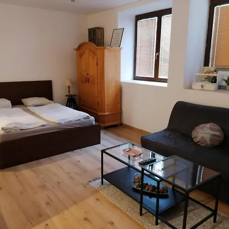 Dubnica Prejta Apartamento *