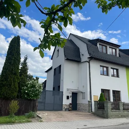 Dubnica Prejta * Dubnica nad Váhom